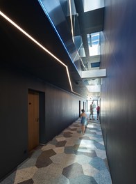 Hotel Waldhof - corridor