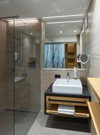Hotel Waldhof - bathroom