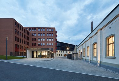 Headquarter Getzner - night shot