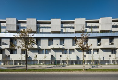 Housing Complex Florasdorf - view from street