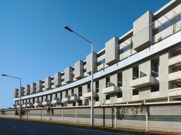 Housing Complex Florasdorf - view from street