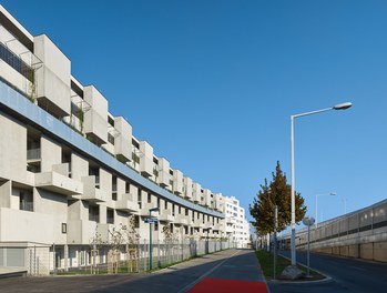 Housing Complex Florasdorf - view from street