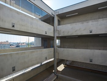 Housing Complex Florasdorf - approach to rooftop apartments