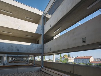 Housing Complex Florasdorf - approach to rooftop apartments