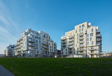 Residential Complex Breitenfurter Strasse - view from southeast