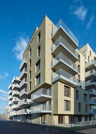 Residential Complex Breitenfurter Strasse - view from northwest