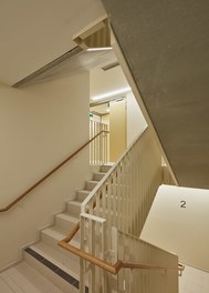 Residential Complex Breitenfurter Strasse - staircase