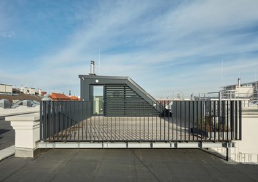 Conversion Residential House Porzellangasse - rooftop terrace