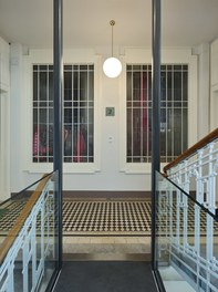 Conversion Residential House Porzellangasse - staircase