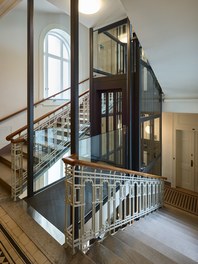 Conversion Residential House Porzellangasse - staircase