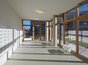 Housing Complex Hirschstetten - lobby