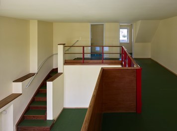 Werkbundsiedlung Restoration - House Loos - two-story living-dining room