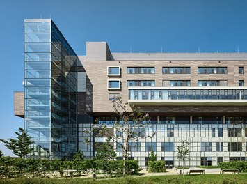 Hospital Krankenhaus Nord - detail of facade