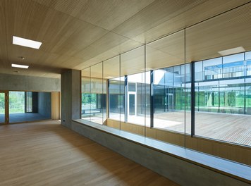 Secondary School Egg - view into courtyard