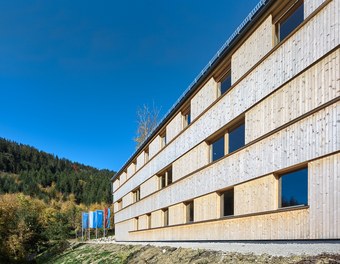 TUM Research and Education Center - west facade