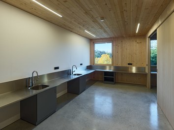 TUM Research and Education Center - laboratory