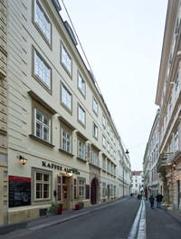 Conversion Sonnenfelsgasse + Bäckerstrasse - view from street