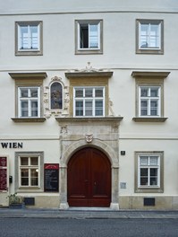 Conversion Sonnenfelsgasse + Bäckerstrasse - entrance