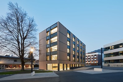 Office Building S6 - general view at night