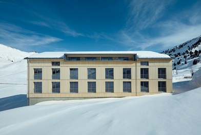 Teamhotel Salober - west facade