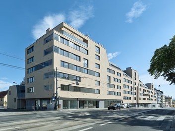Housing Complex Breitenfurt - 