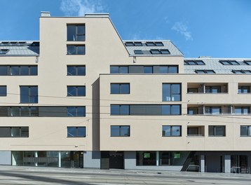 Housing Complex Breitenfurt - 