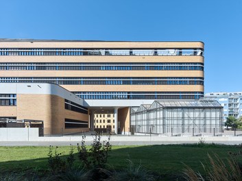 University of Vienna - Biology Building - 