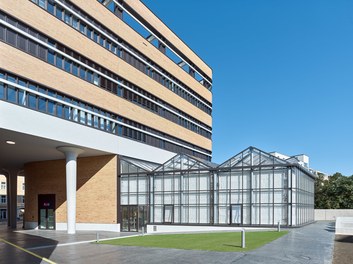 University of Vienna - Biology Building - 