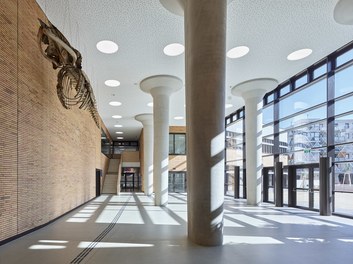 University of Vienna - Biology Building - 