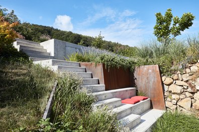 garden a - 
