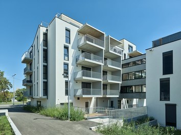 Housing Estate Groß-Enzersdorfer-Straße - 