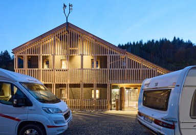 Sanitärhaus Alpencamping - 
