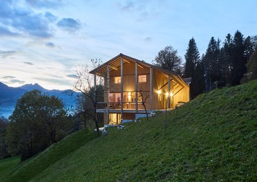 Haus in Düns - 