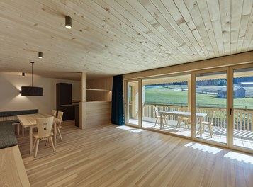 Apartmenthouse "tinnes" - 