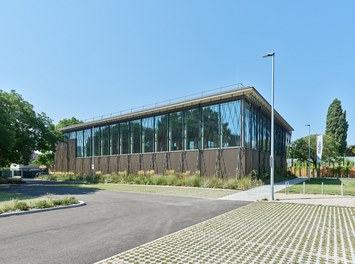 Trainingsschwimmhalle Großfeldsiedlung - 