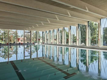 Trainingsschwimmhalle Großfeldsiedlung - 